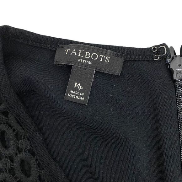 Talbots Sleeveless Crochet Eyelet Stretch Black Knit Top size Medium Petite - Picture 3 of 5